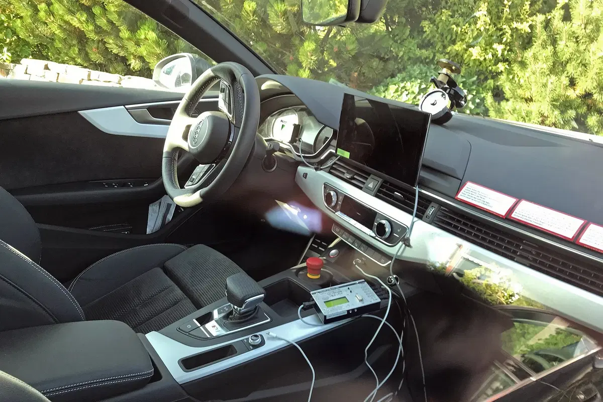 Audi S5: restyling alle porte per la Fastback e la Cabrio (7)