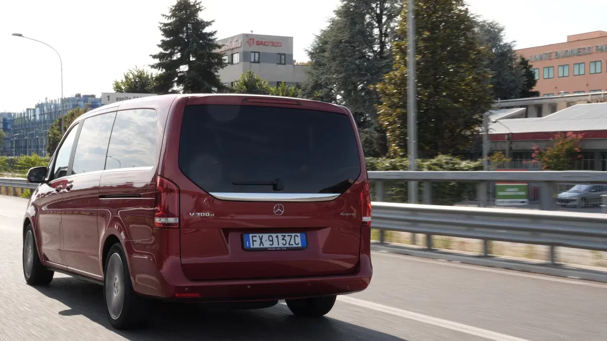 Mercedes Classe V. Come va in Business  (12)