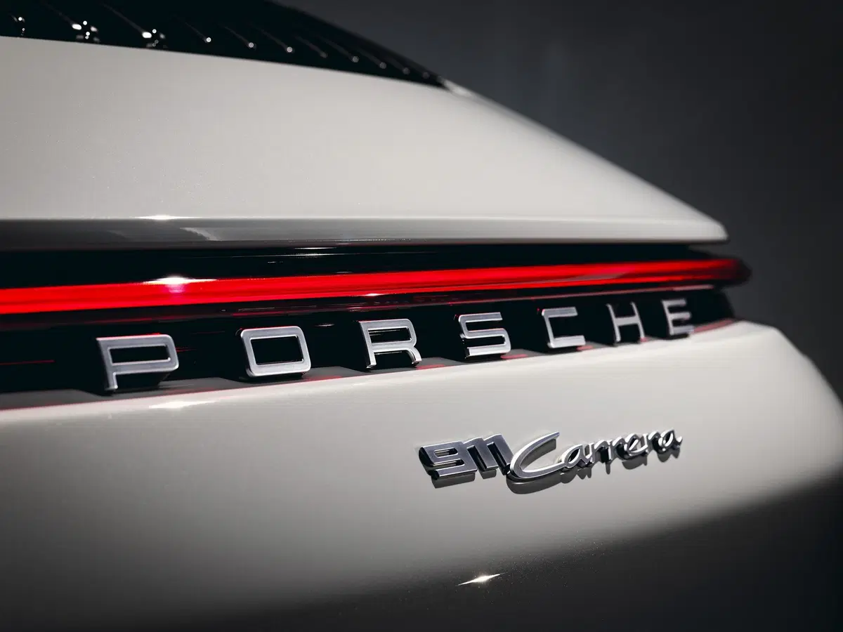 Porsche 911 Carrera: la entry level della gamma 992 (9)