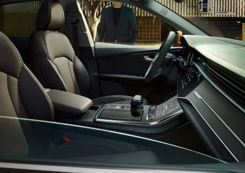 Audi Q8 (2018-->>) (12)