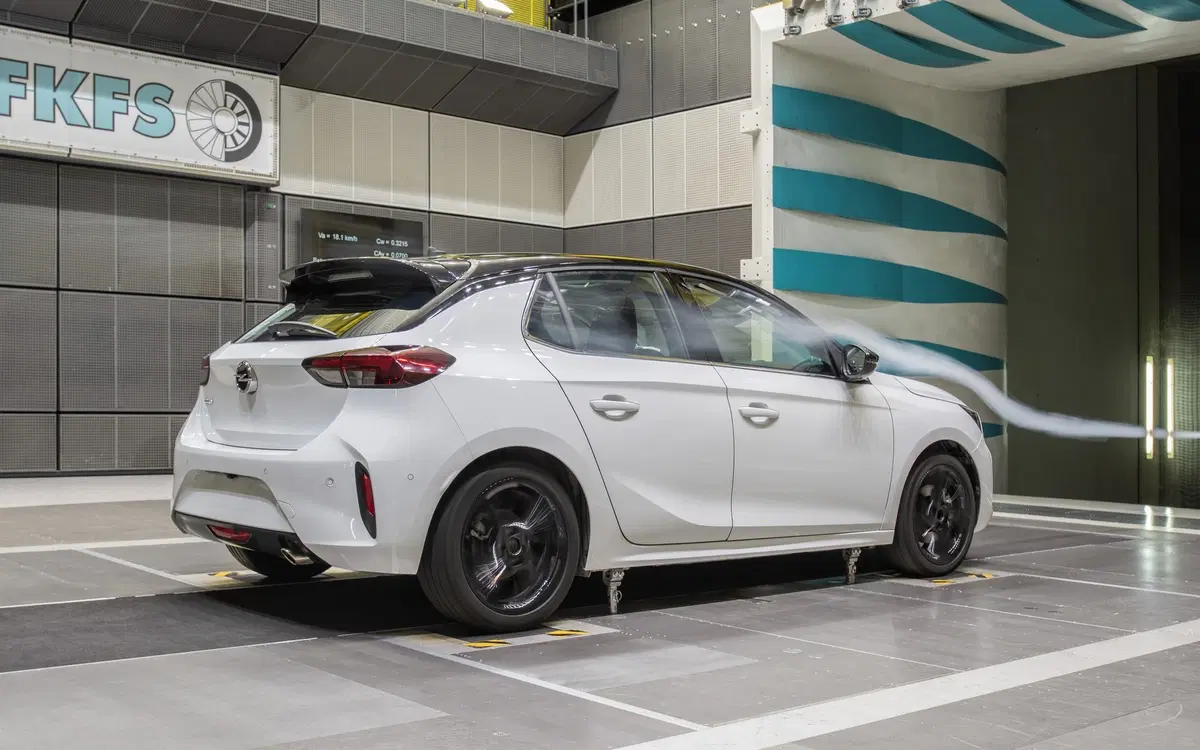 Opel Corsa: aerodinamica attiva per ridurre i consumi (2)