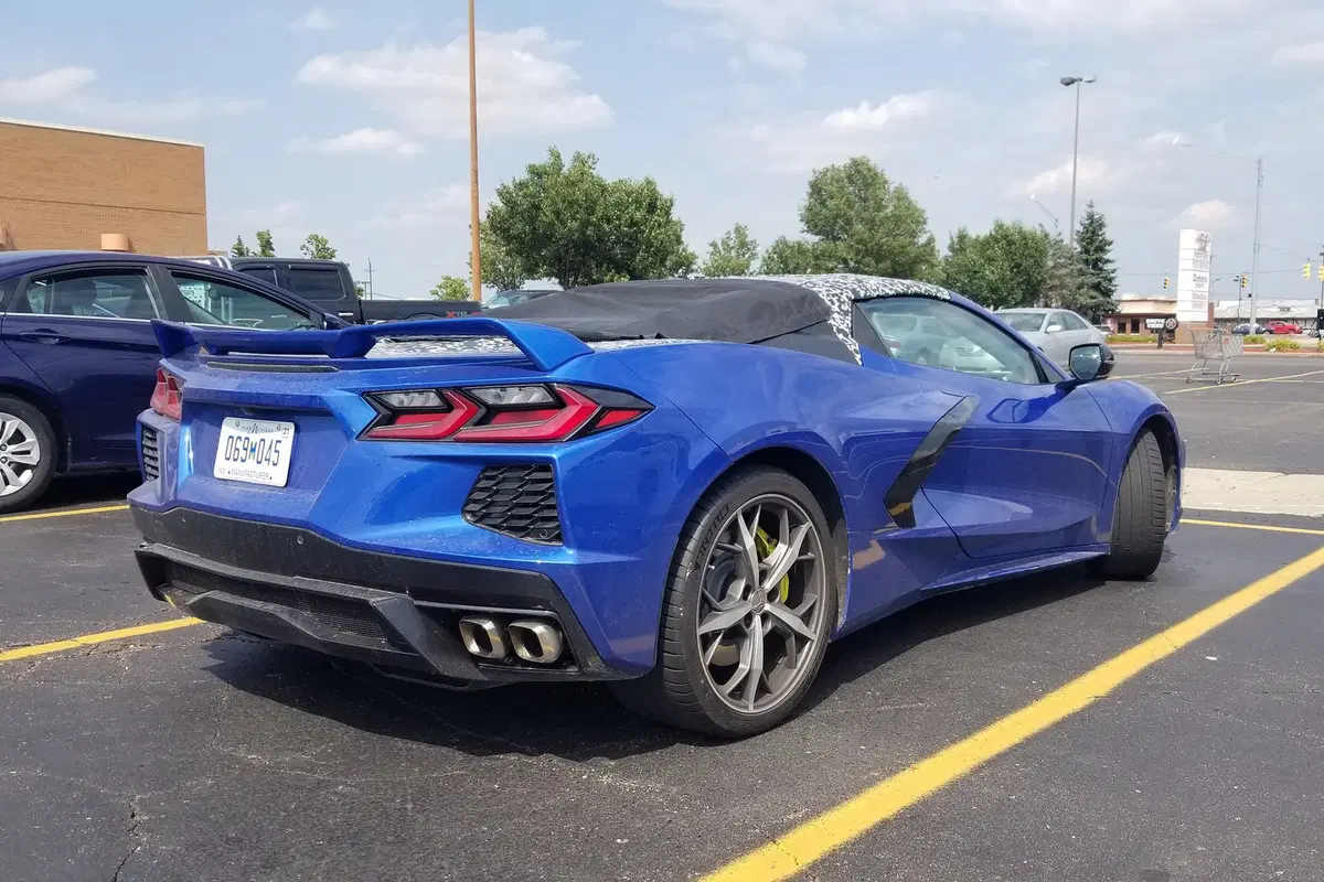 Corvette C8 2020: sarà anche convertible [Foto Spia] (5)