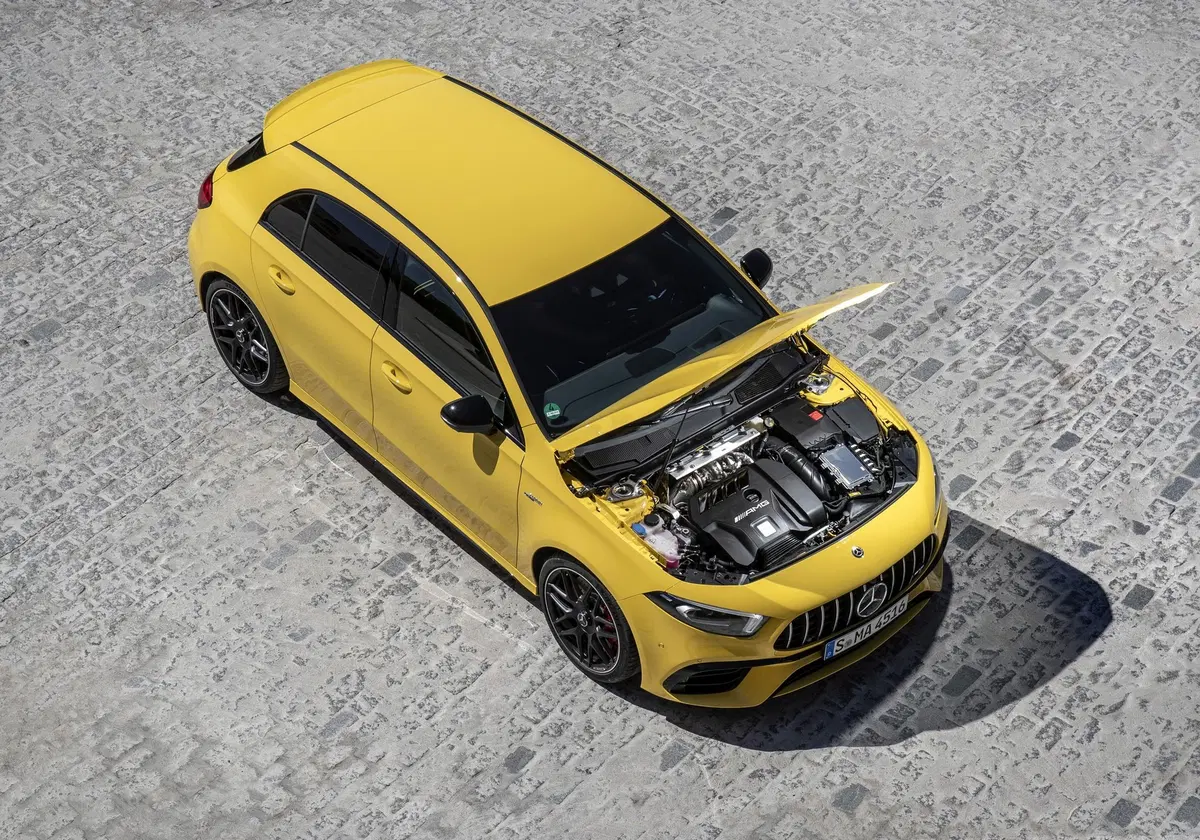 Mercedes-AMG A 45 2019: derapa e diverte con 421 CV [Video] (4)