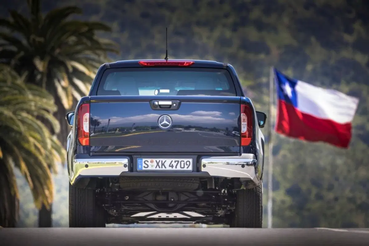 Mercedes-Benz Classe X Pick-up 250 d 4Matic Progressive (5)