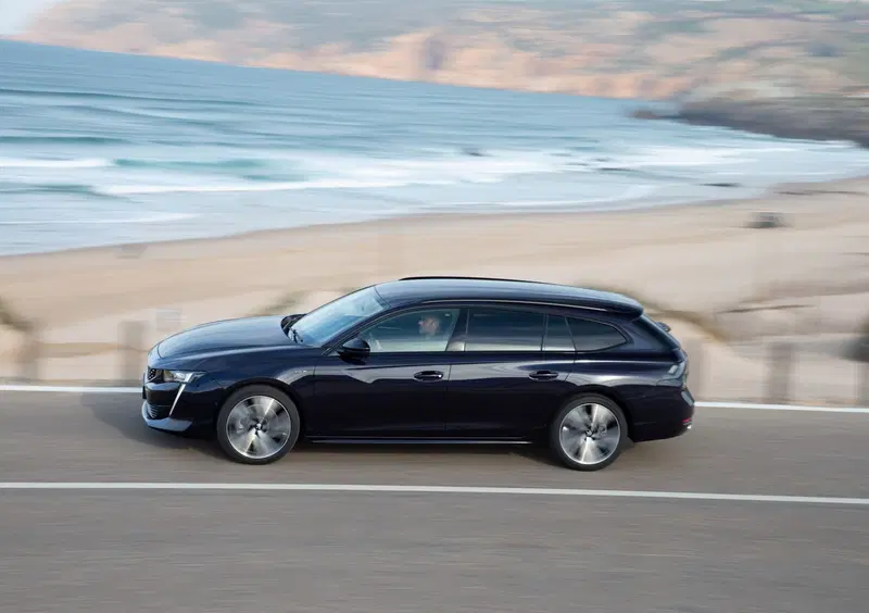 Peugeot 508 SW (2018-25) (15)