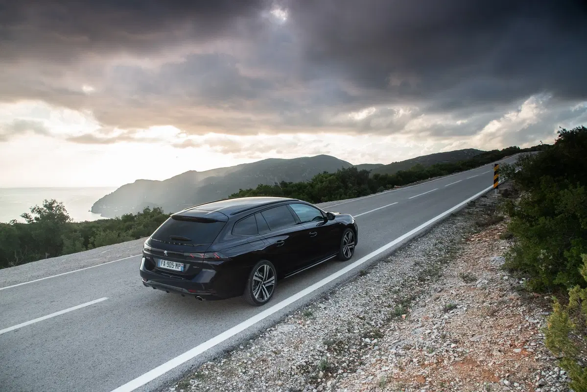 Peugeot 508 SW BlueHDi 130 Stop&Start EAT8 Business (19)