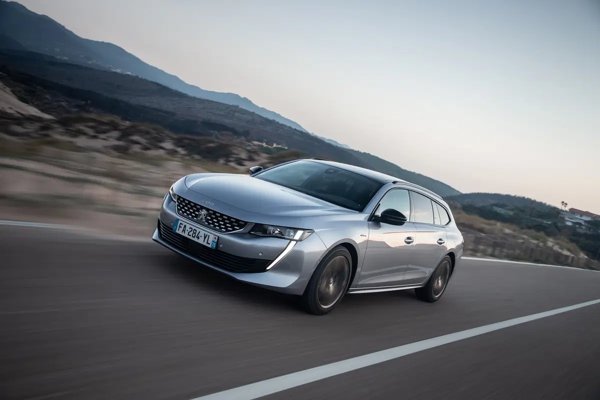 Peugeot 508 SW BlueHDi 130 Stop&Start EAT8 Business (37)