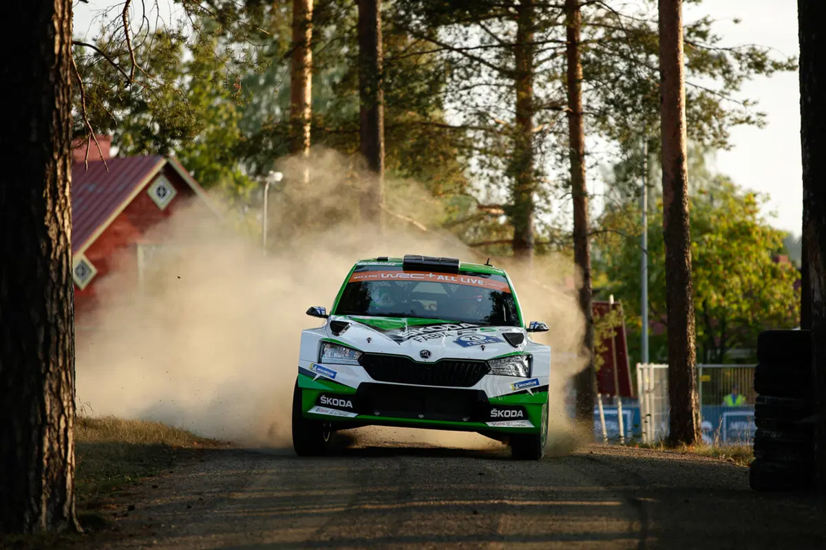 WRC 2019 Finlandia. Tutto in 2 secondi. Latvala-Meeke, Toyota, Tanak dietro a Lappi (4)