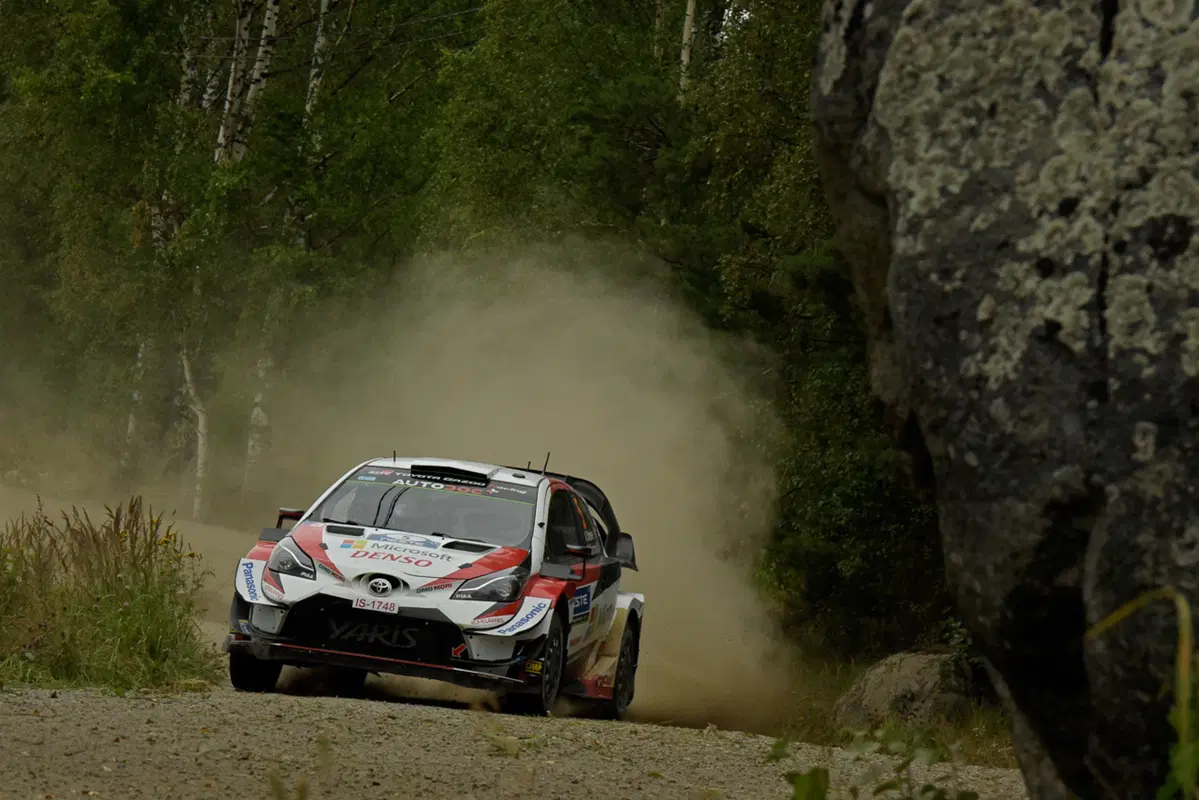 WRC 2019 Finlandia. Tutto in 2 secondi. Latvala-Meeke, Toyota, Tanak dietro a Lappi (22)