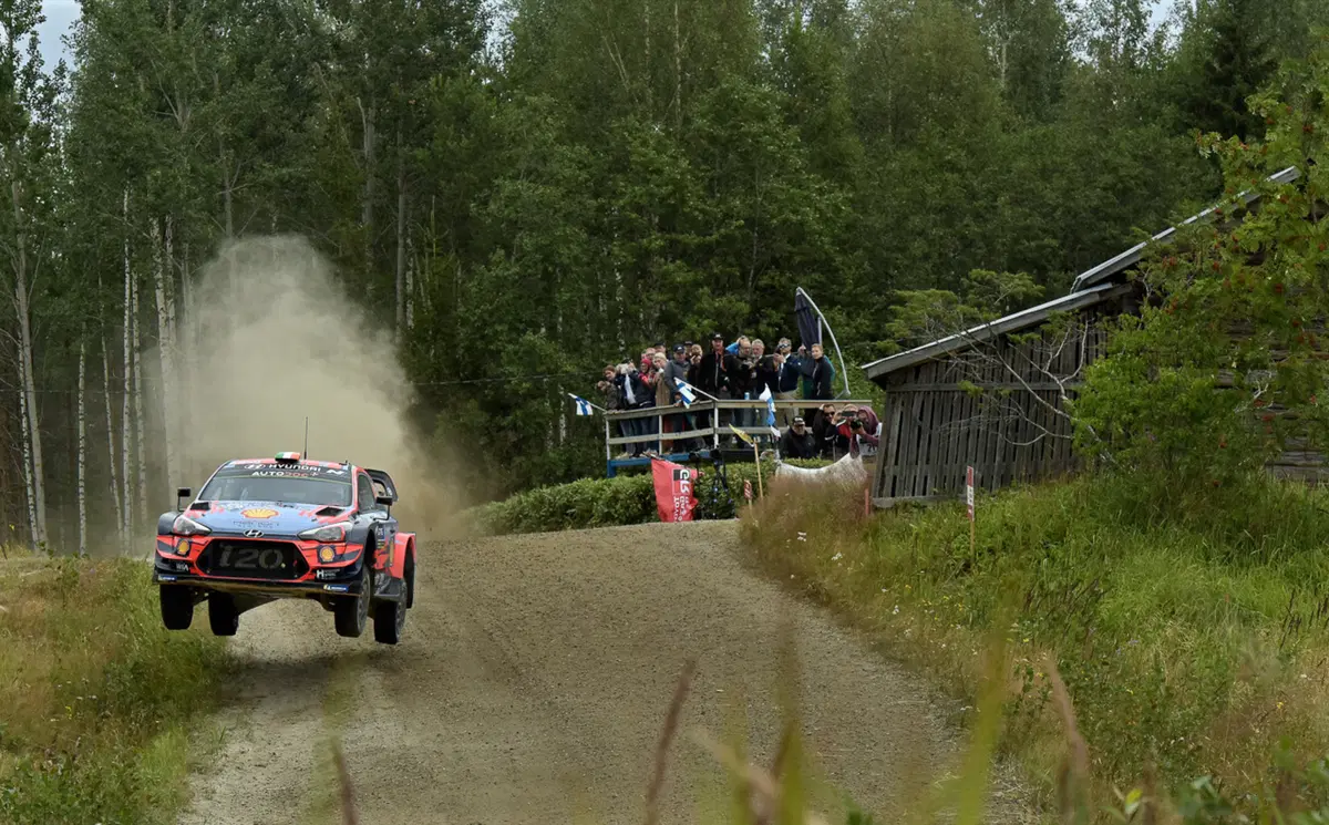 WRC 2019 Finlandia. Tutto in 2 secondi. Latvala-Meeke, Toyota, Tanak dietro a Lappi (29)