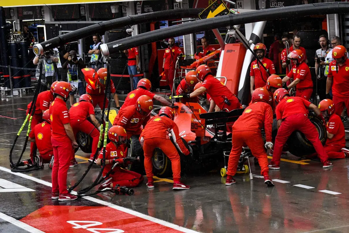 F1, GP Ungheria 2019: pole per Verstappen. Quarto Leclerc (43)