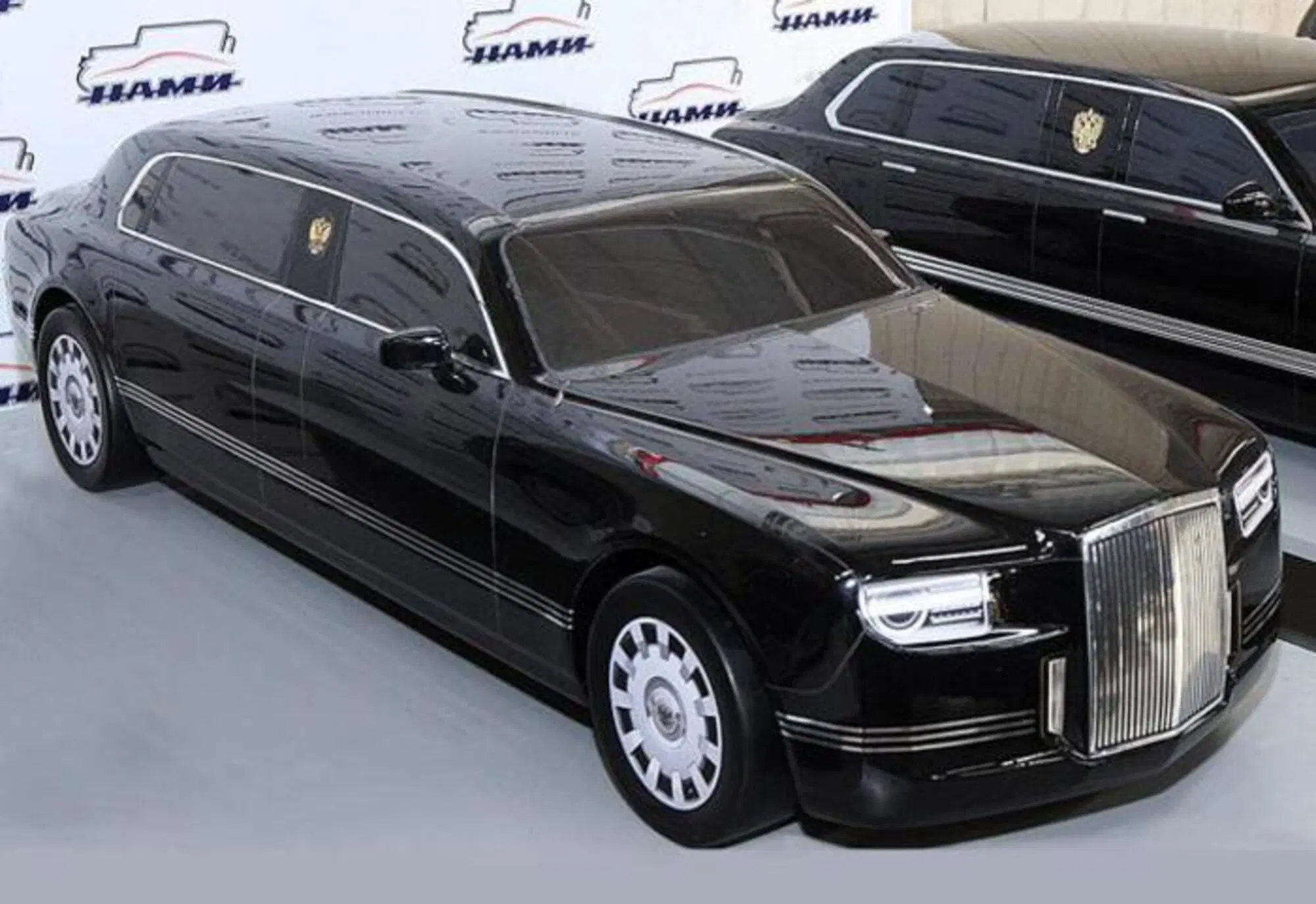 Kortezh limousine, la nuova auto presidenziale di Putin con V12 Porsche ...
