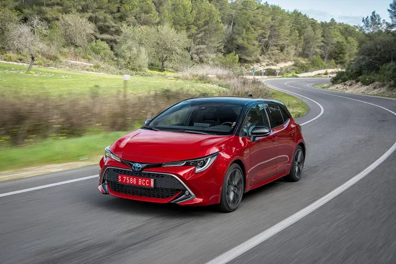 La Toyota Corolla in un'immagine dinamica