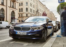 BMW 530e 2019 | Più batteria per 57 km di autonomia elettrica