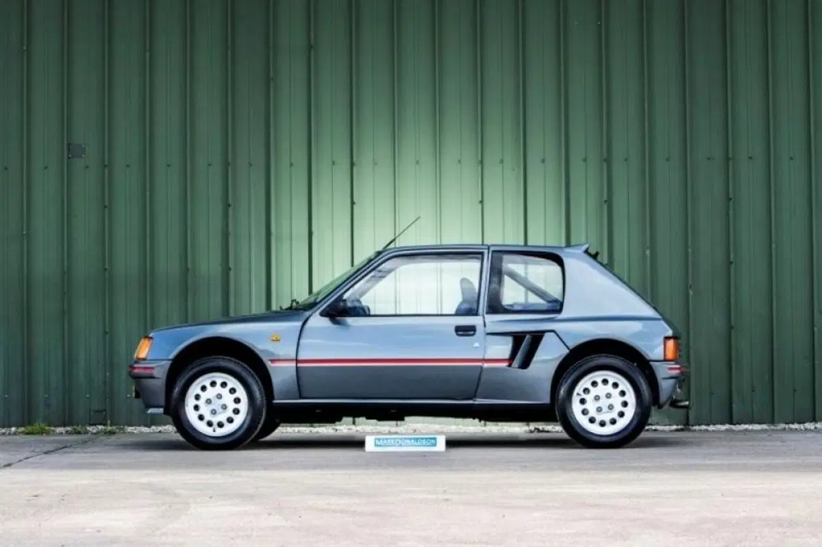 Peugeot 205 T16 | 172.000 euro posson bastare... (2)