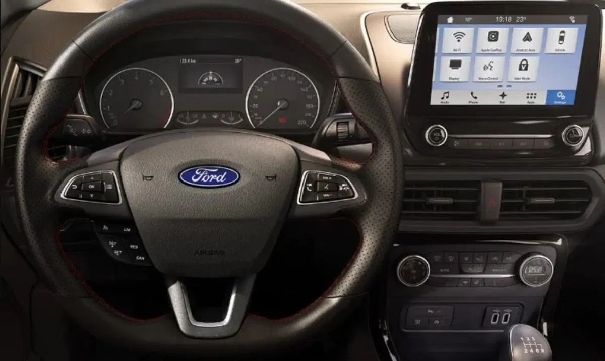 Ford EcoSport 1.5 TDCi 125 CV Start&Stop AWD ST-Line (11)