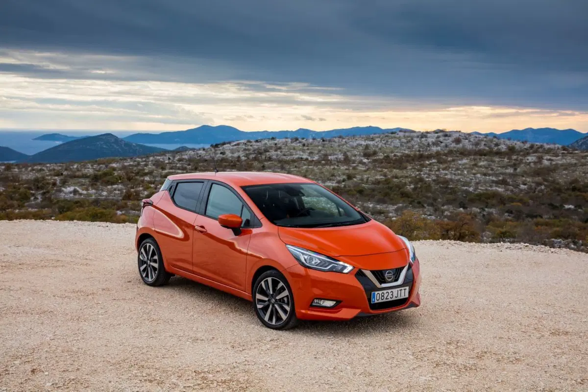 Nissan Micra IG-T 100 Xtronic 5 porte Tekna (10)