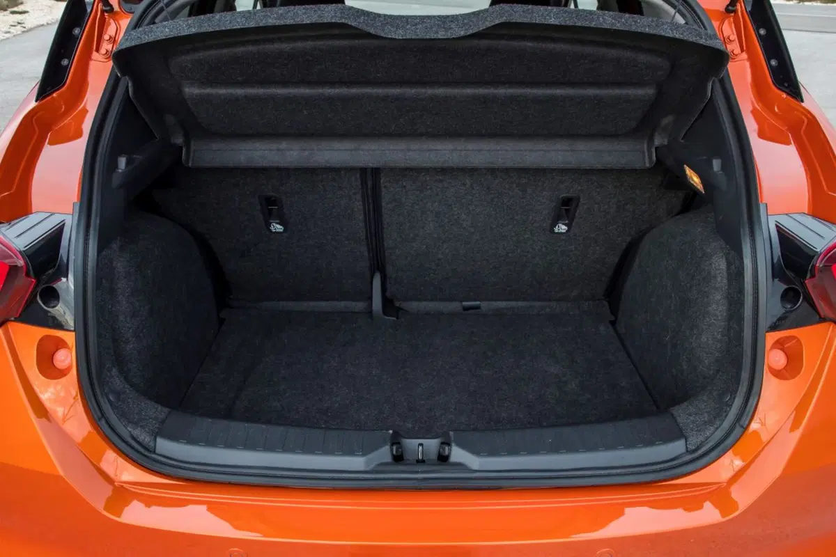 Nissan Micra IG-T 100 Xtronic 5 porte Tekna (14)