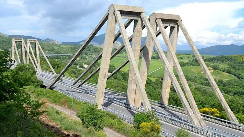 Viadotti autostrade: al centro-sud il degrado &egrave; avanzato