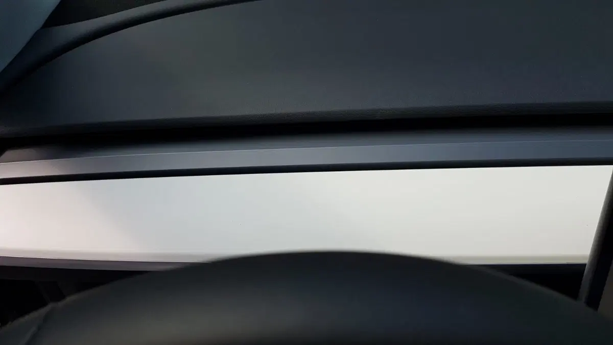 Tesla Model 3: provata e recensita dai Galebordons [video] (12)