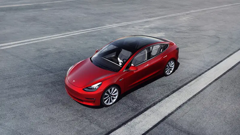 Tesla Model 3: provata e recensita dai Galebordons [video]