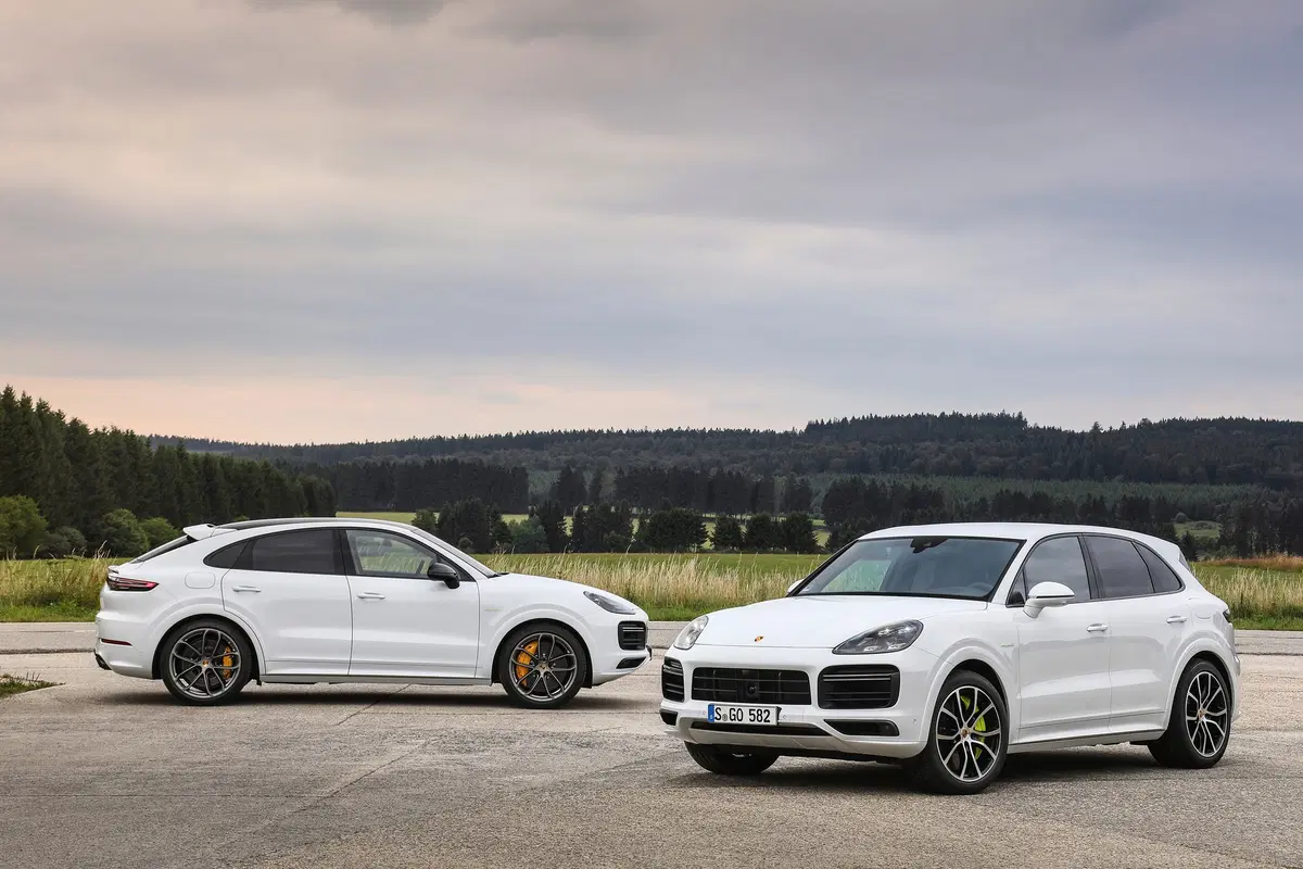Porsche Cayenne plug-in Hybrid: e-Hybrid e Turbo S e-Hybrid, anche per la Coupé (2)