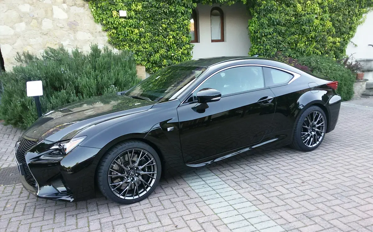 La Lexus RC-F in Italia: per ora a soli scopi dimostrativi (7)