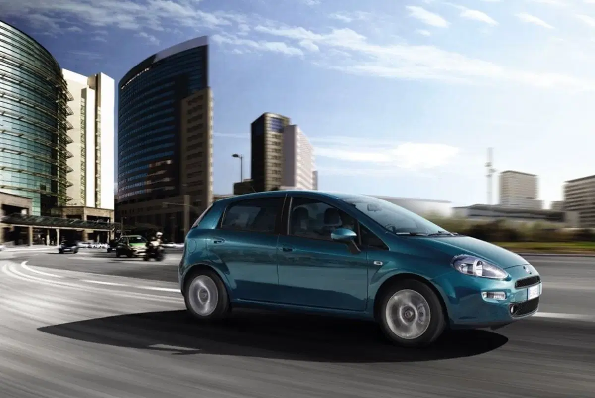 Fiat Punto 0.9 TwinAir Turbo S&S 5 porte Street (3)