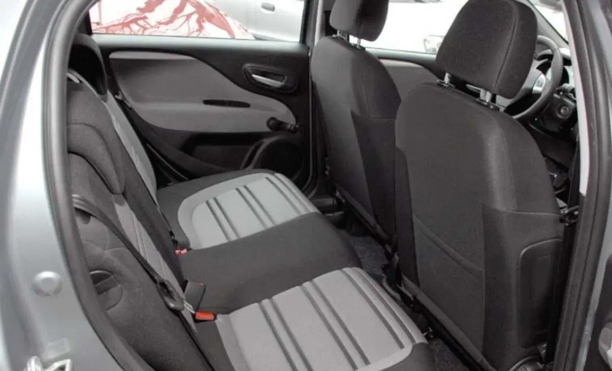 Fiat Punto 0.9 TwinAir Turbo S&S 5 porte Street (14)