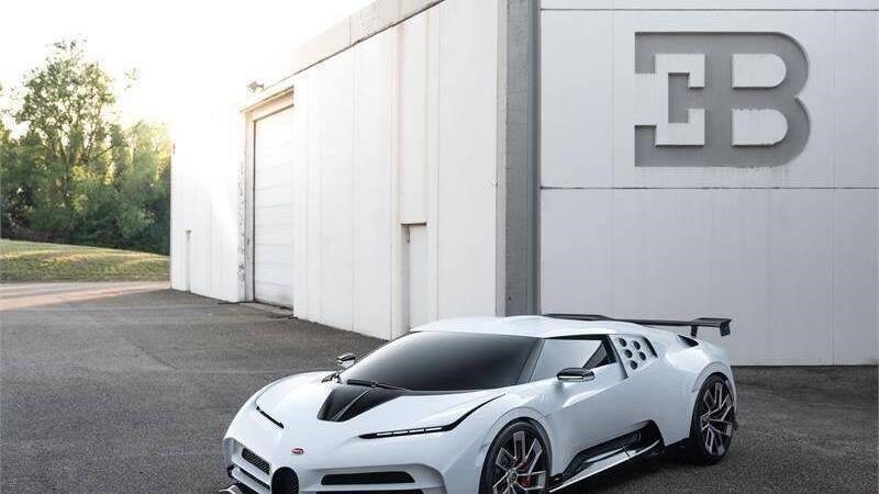 Bugatti Centodieci | Tributo alla EB110 (e non solo)  a Pebble Beach