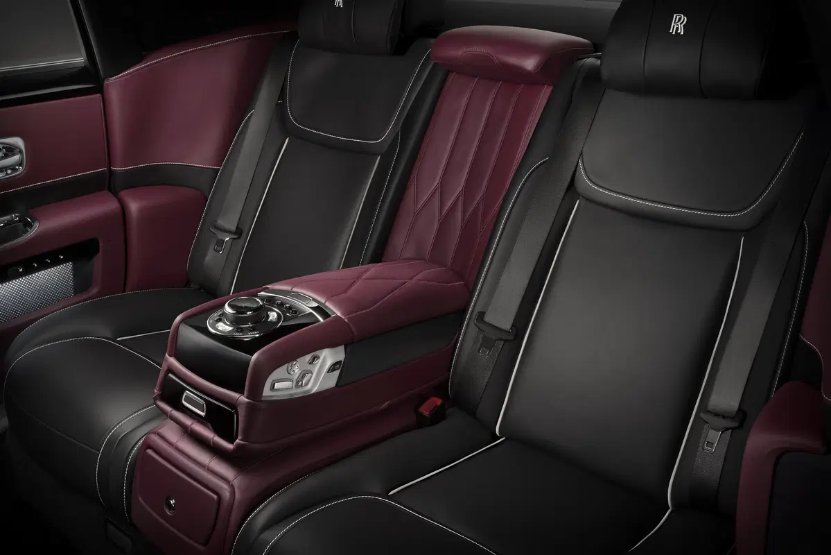 Rolls-Royce Ghost Zenith Collection: lusso sfrenato per 50 unità (6)