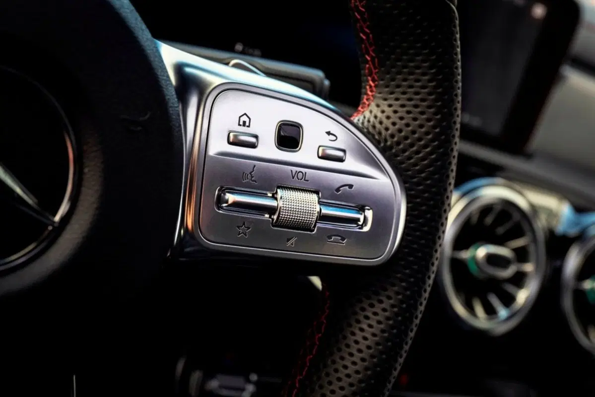 Mercedes-Benz CLA 220 Automatic 4Matic Business (46)