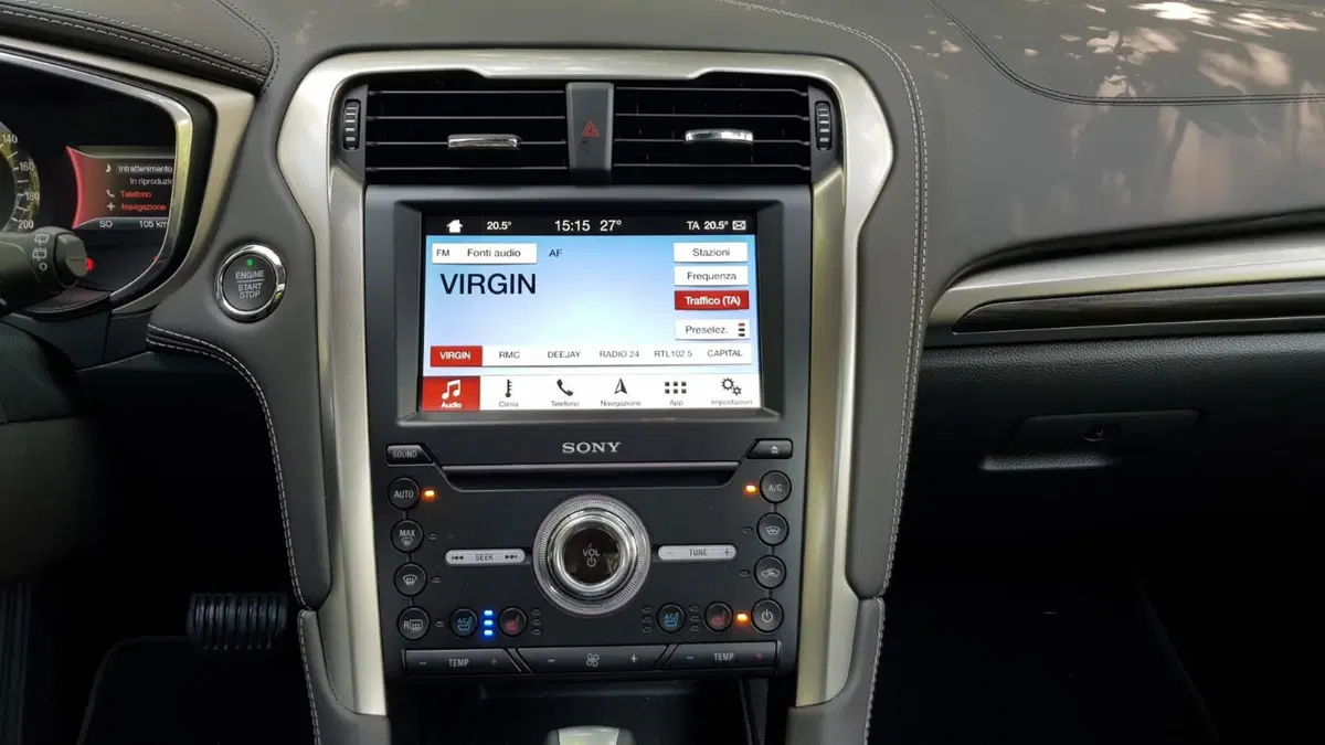 Ford Mondeo Hybrid: la full optional che soddisfa e non esagera