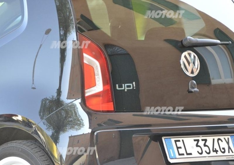 Volkswagen up! (2011-23) (28)