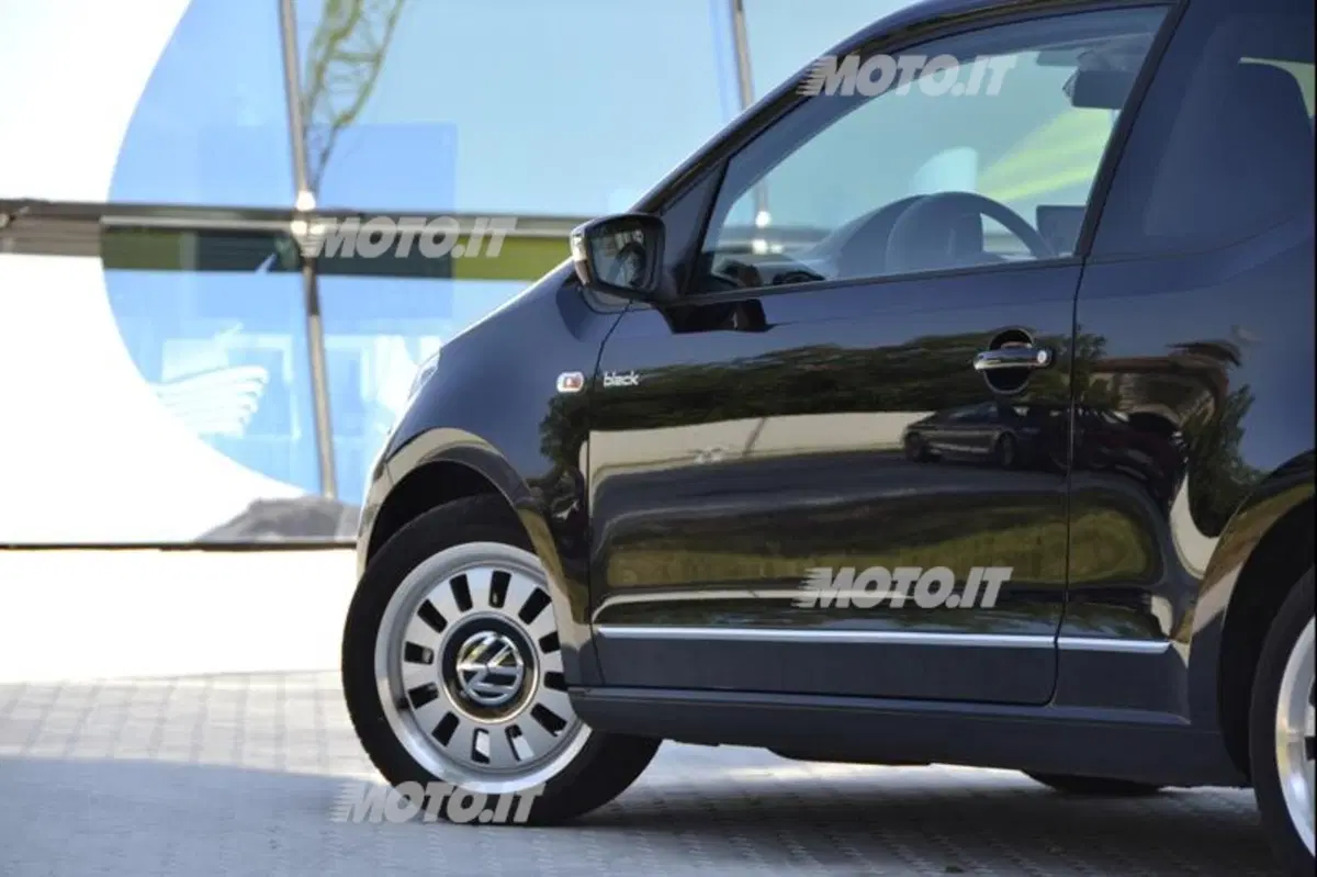 Volkswagen up! (2011-23) (43)