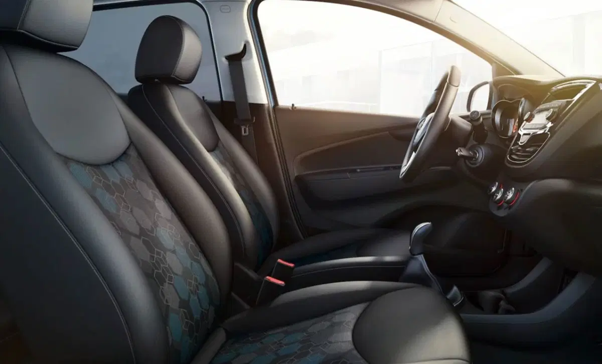 Opel Karl (2015-19) (12)