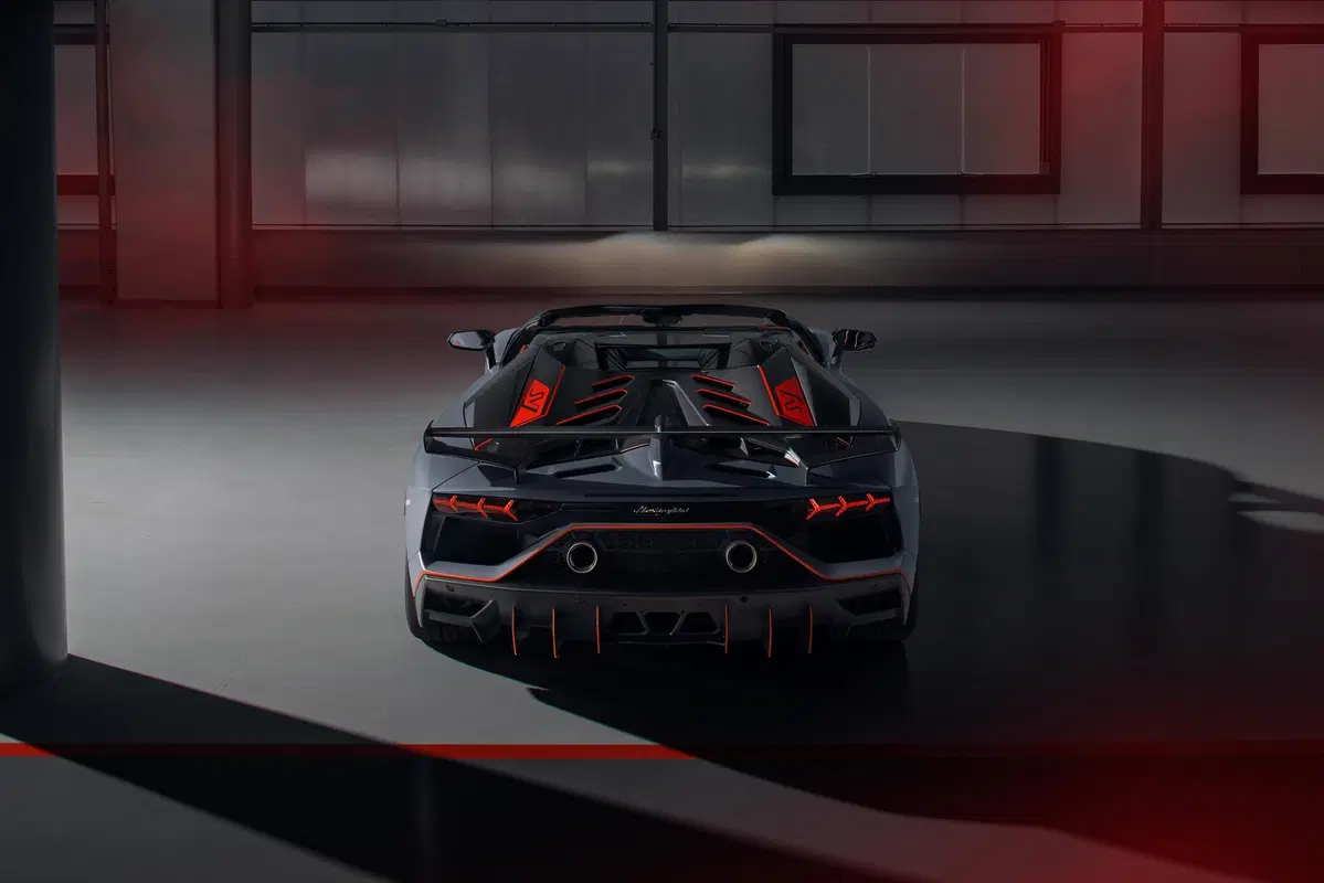 Lamborghini Aventador SVJ 63 Roadster: eccola in foto (6)