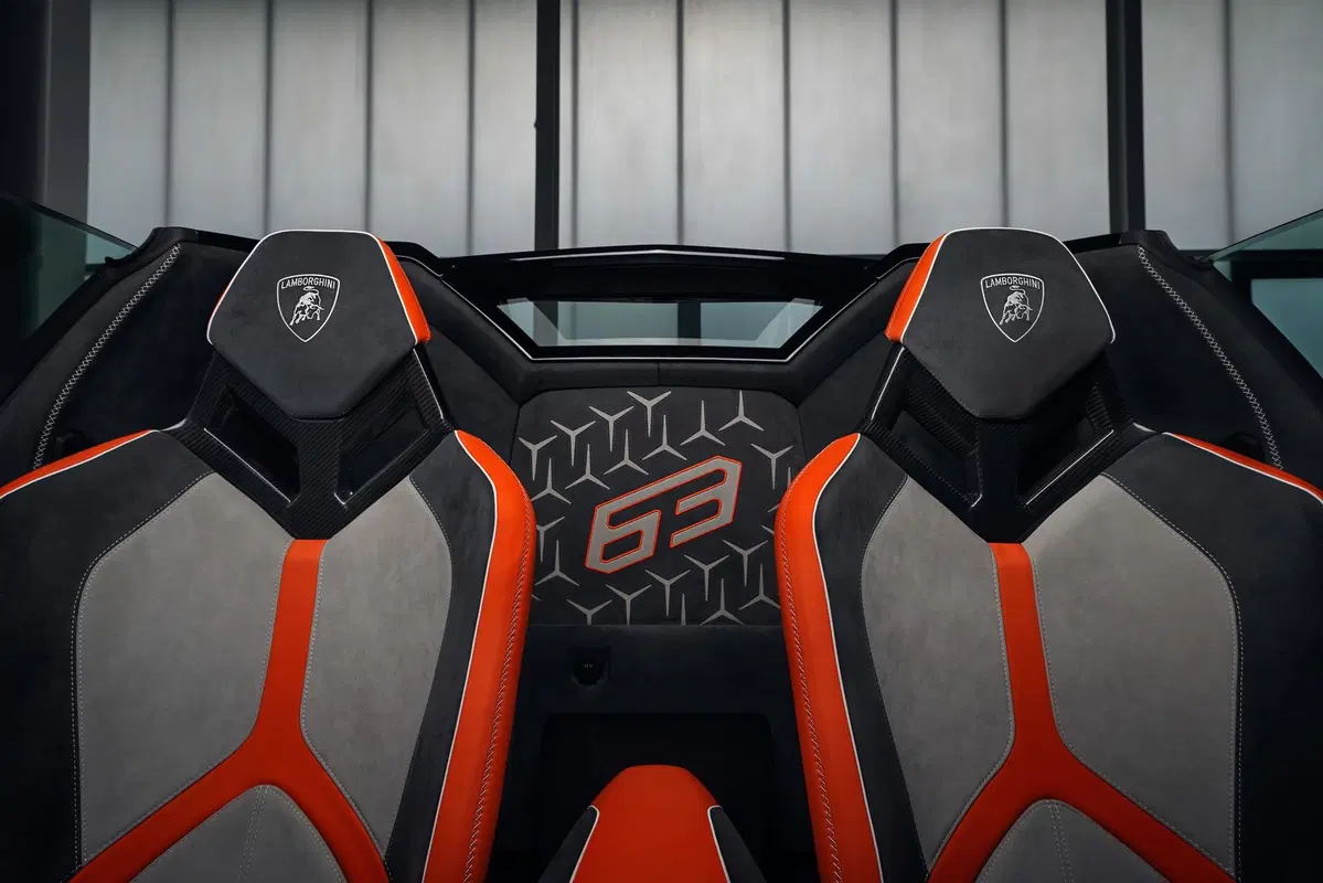 Lamborghini Aventador SVJ 63 Roadster: eccola in foto (8)