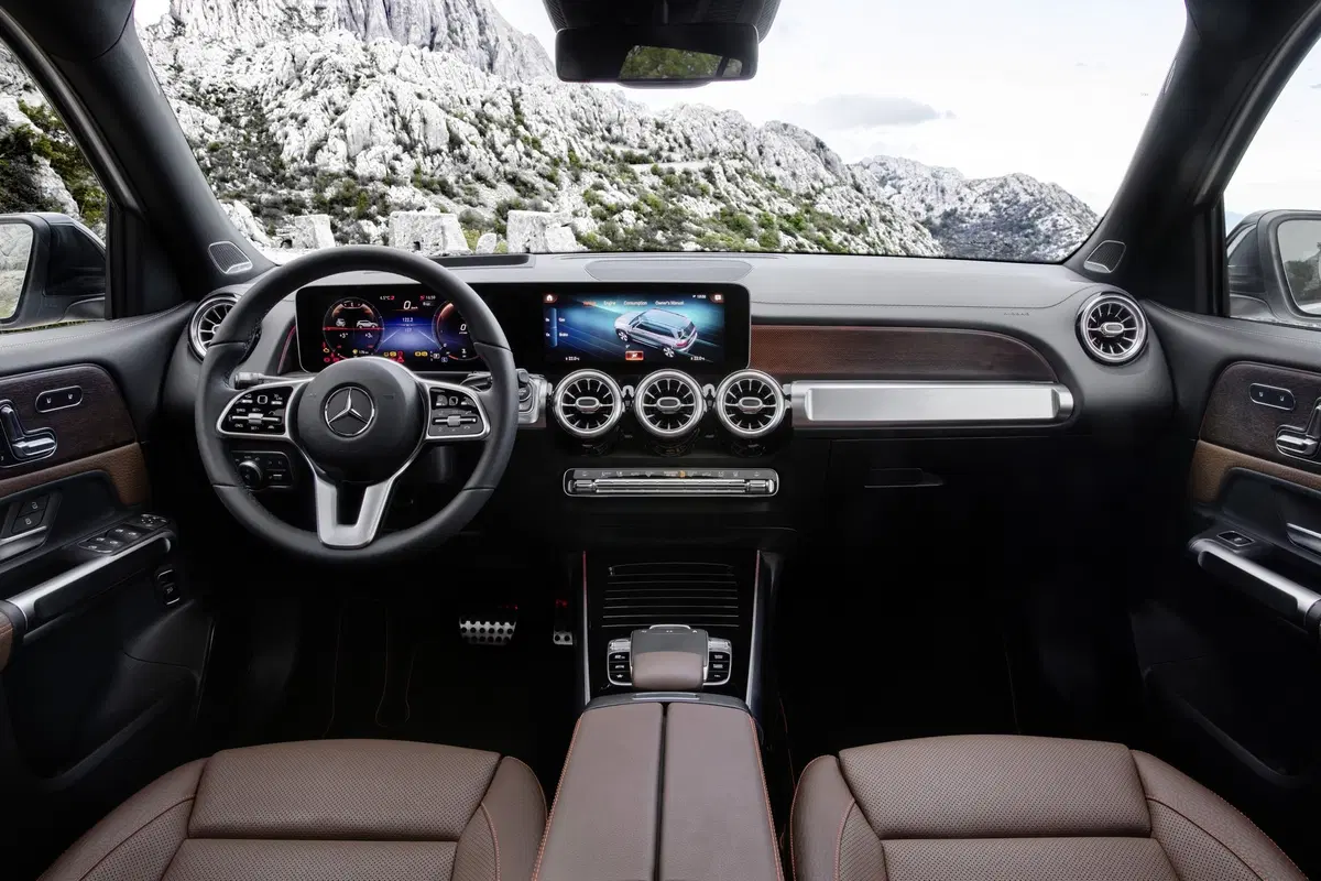 Mercedes GLB 2020: quanto costa in Germania (da 37.746 euro) (4)