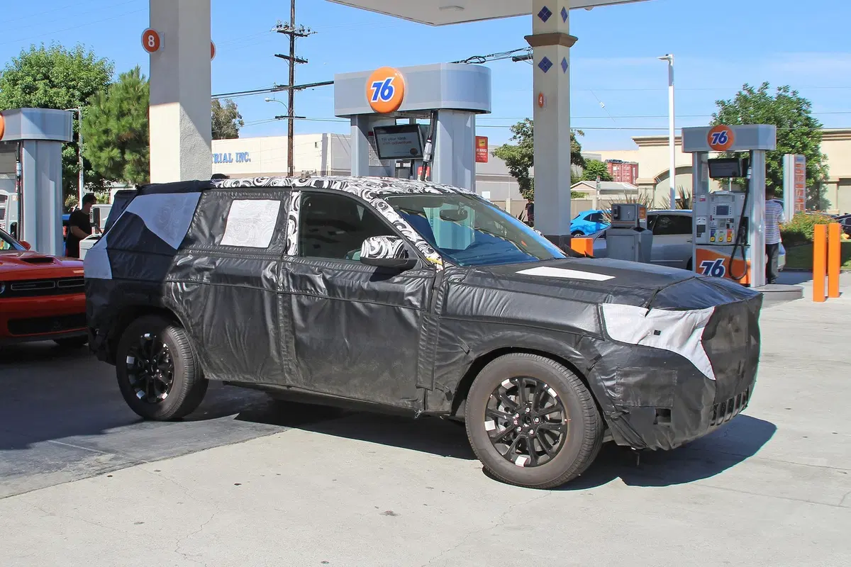 Jeep Grand Cherokee: al lavoro sulla nuova generazione [Foto spia] (9)