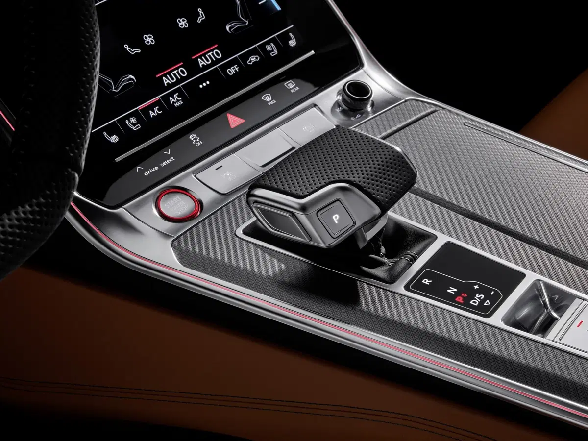 Nuova Audi RS6: la nuova generazione fa paura! [Video] EMBARGO 21 AGOSTO ORE 00:01 (12)