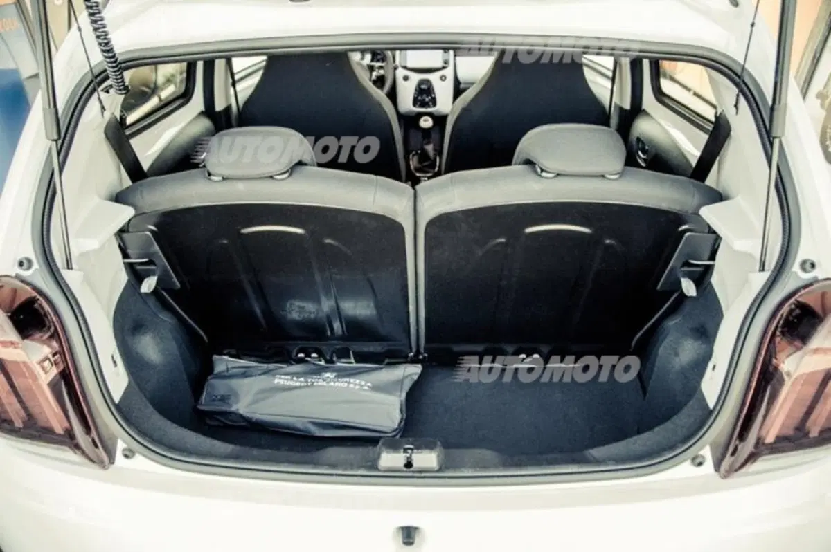 Peugeot 108 72 5 porte Active (13)