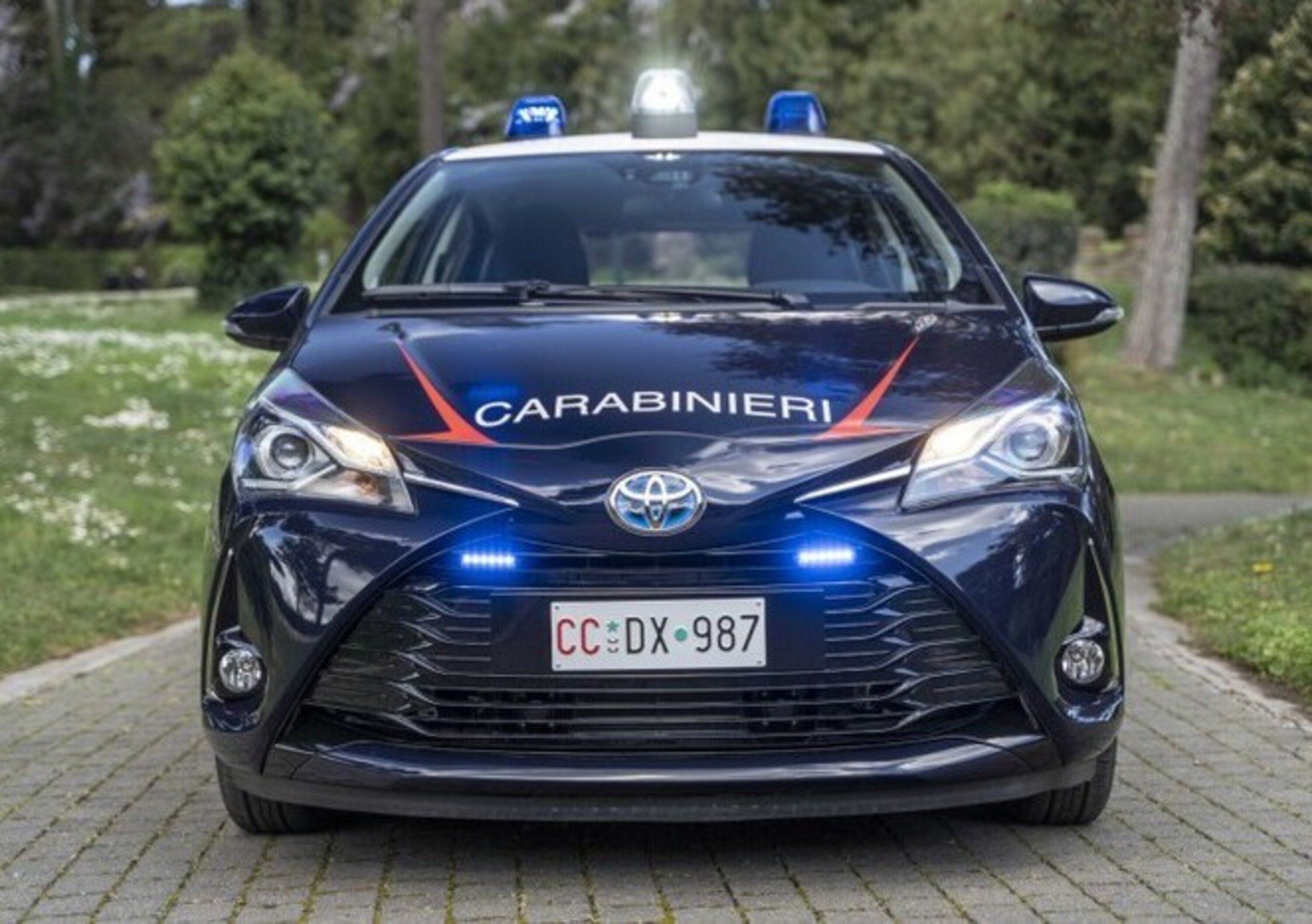 Due Toyota Yaris ibride per i Carabinieri di Pistoia