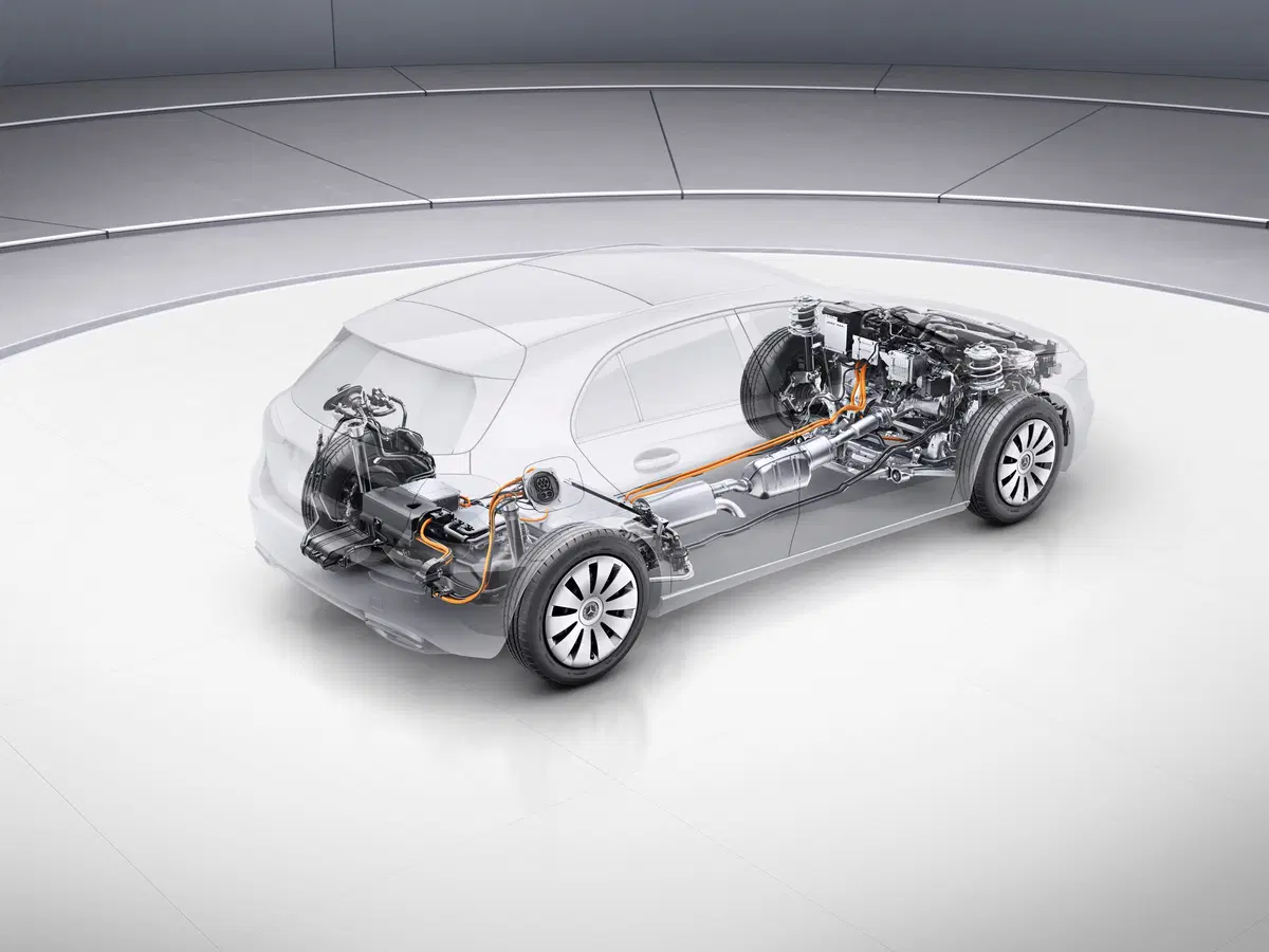 Mercedes Classe A e Classe B: ecco le 250e plugin hybrid  (4)