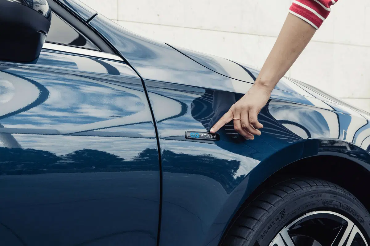 Mercedes Classe A e Classe B: ecco le 250e plugin hybrid  (28)