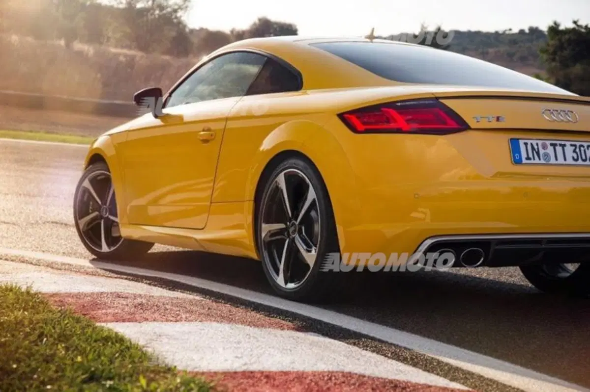 Audi TT Coupé 2.0 TDI quattro S tronic Design (26)