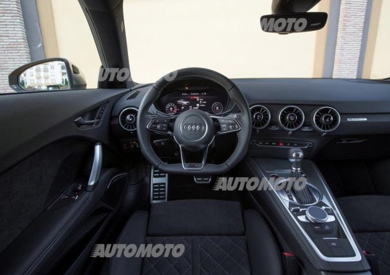 Audi TT Coupé (2014-->>) (35)