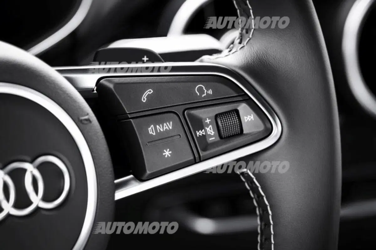 Audi TT Coupé 2.0 TDI quattro S tronic Design (34)