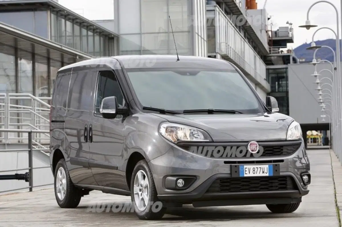 Fiat Doblò Furgone 1.6 MJT 105CV PL-TN Cargo Maxi Lamierato E5+ (8)