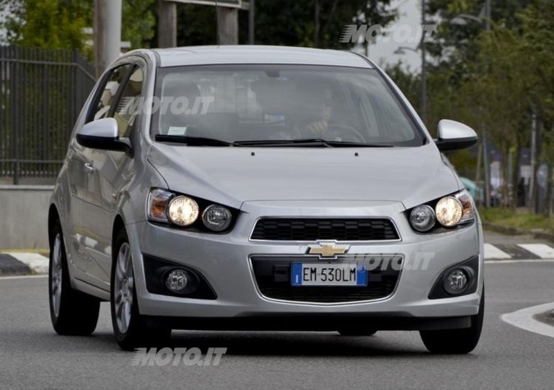 Chevrolet Aveo (2011-15) (7)